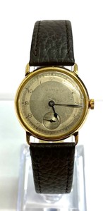 9ct Gold Vintage Cyma Wristwatch