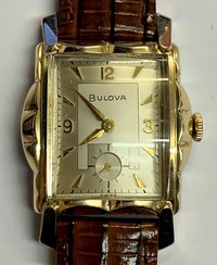Gents Gold Plated Manual Bulova Wristwatch