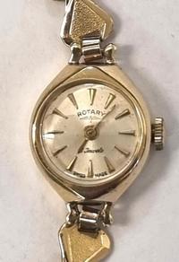 Ladies 9ct Gold Rotary Manual Wind Watch